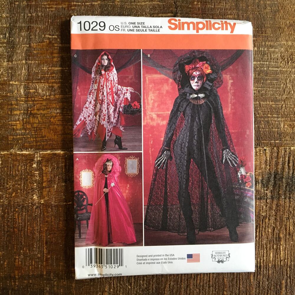 Simplicity Sewing Pattern 1029 Misses Cosplay Long Cape with Hood ONE SIZE UNCUT
